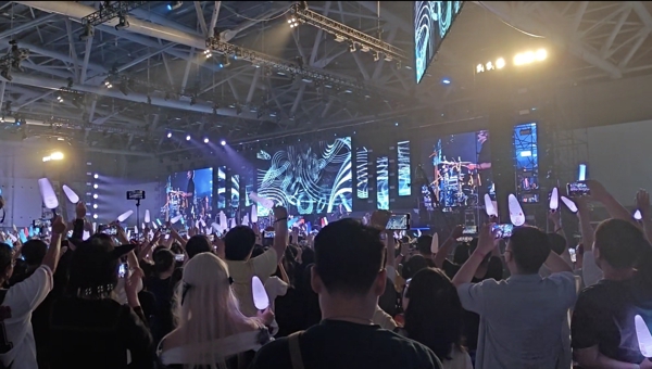 THE PRIMIALS音乐会舞台（渣渣画质致歉）